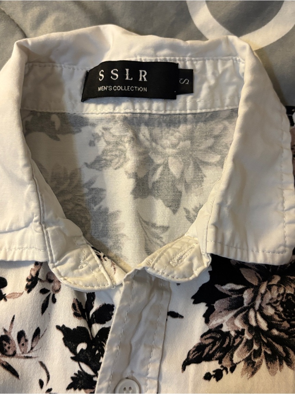 Men's Short-Sleeve Floral Button-Down Shirt - White/Black - Picture 2 of 2